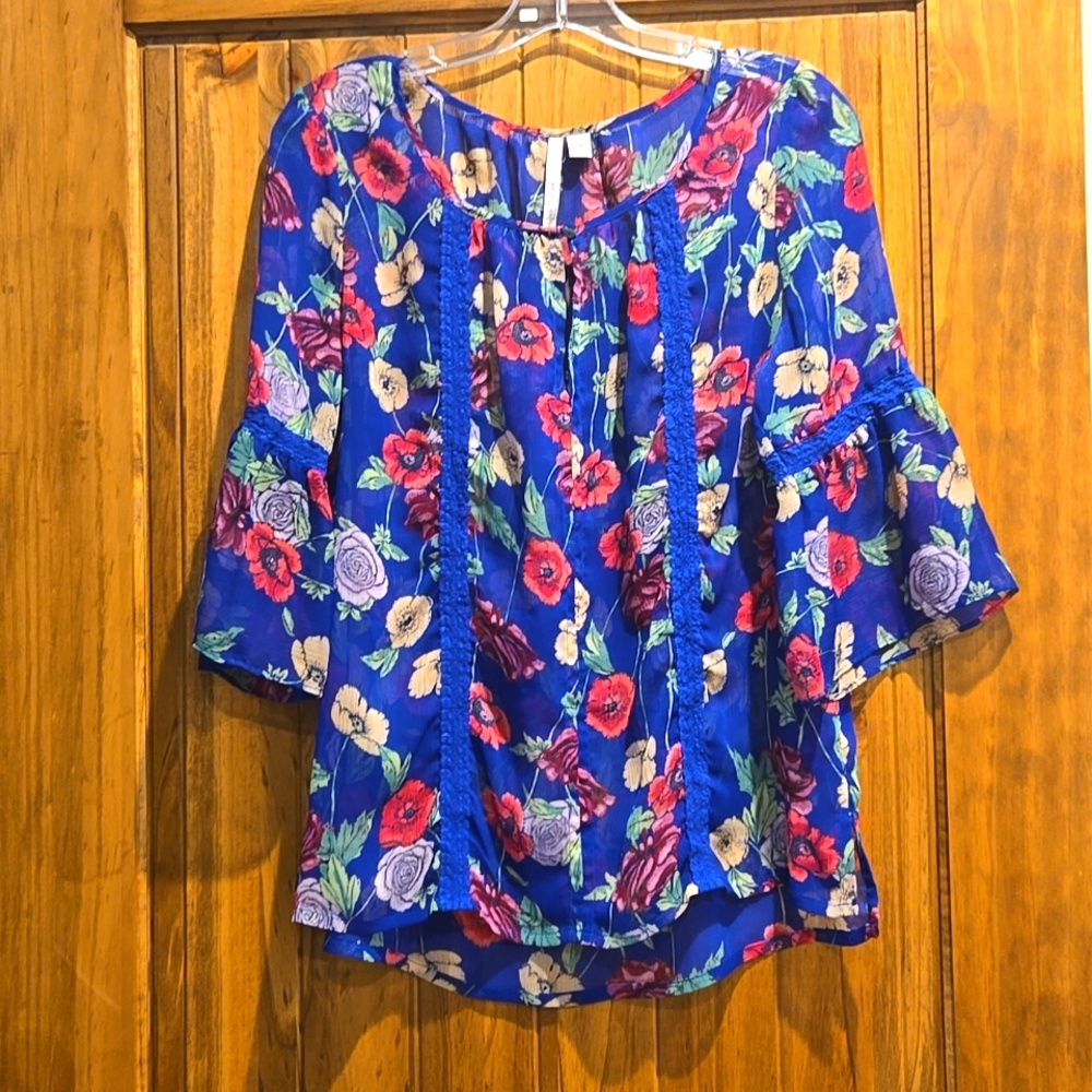 Lauren Conrad Blouse